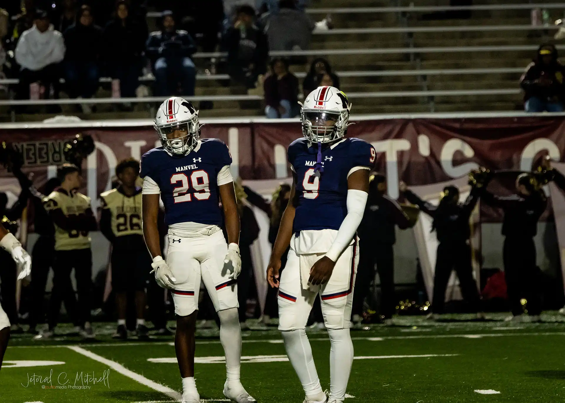 Action shot of Summer Creek Bulldogs vs. Manvel Mavericks in Round 2 Texas high school football playoffs, captured by JCurtisMedia for GameDay Sports Journal