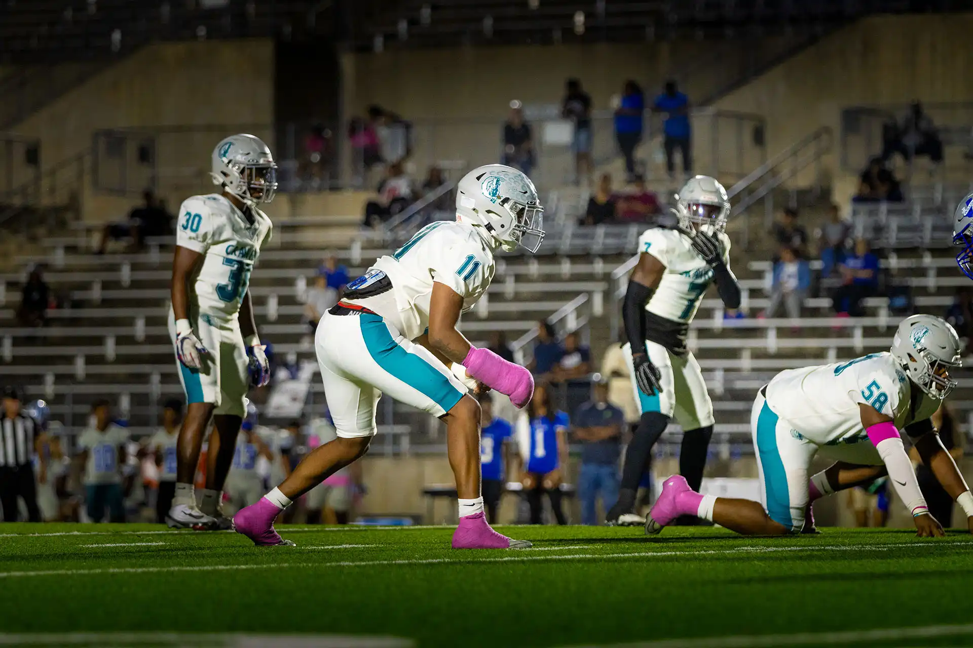 Texas High School Football, Athletes, Football players, high school, #gamedaysportsjournal, #jcurtismedia, #photobyjeteralcmitchell