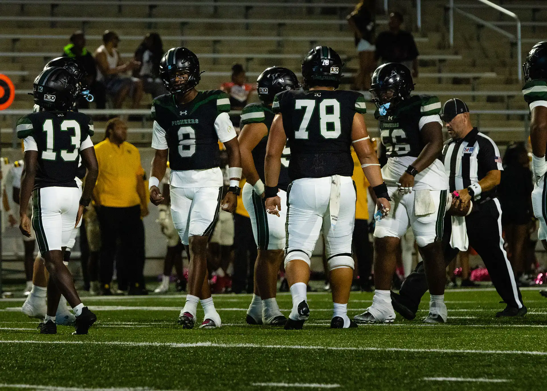 Texas High School Football, Athletes, Football players, high school, #gamedaysportsjournal, #jcurtismedia, #photobyjeteralcmitchell