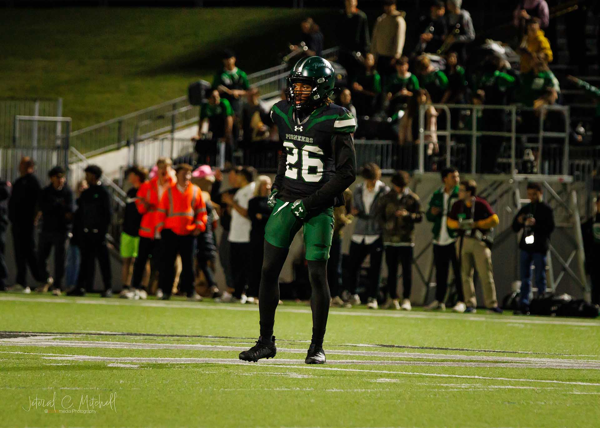 Baijan Dupaty Iowa Colony senior wide receiver/free safety making a play vs Brenham – Gameday Sports Journal, Jeteral C. Mitchell, JCurtis Media