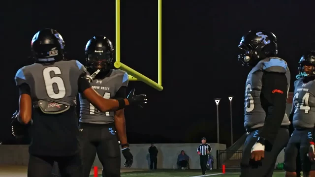 Football players, football in houston Texas, lineman, high school football, Alvin ISD, jeteral c. mitchell, #jcurtismedia, #gamedaysportsjournal, #jeteralcmitchell