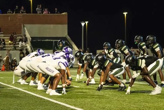 Angleton Survives Iowa Colony 34-24 in a Heavyweight Fight at Freedom Field