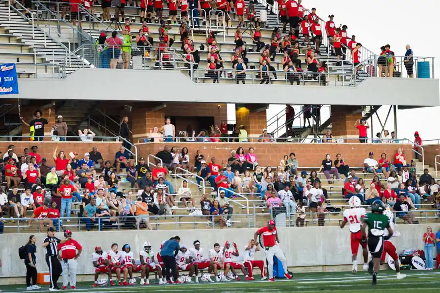 Manvel and Iowa Colony battle at Freedom Field