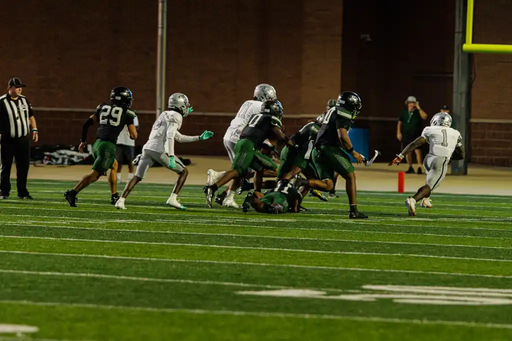 Randle running back Landen Williams-Callis advances toward the end zone