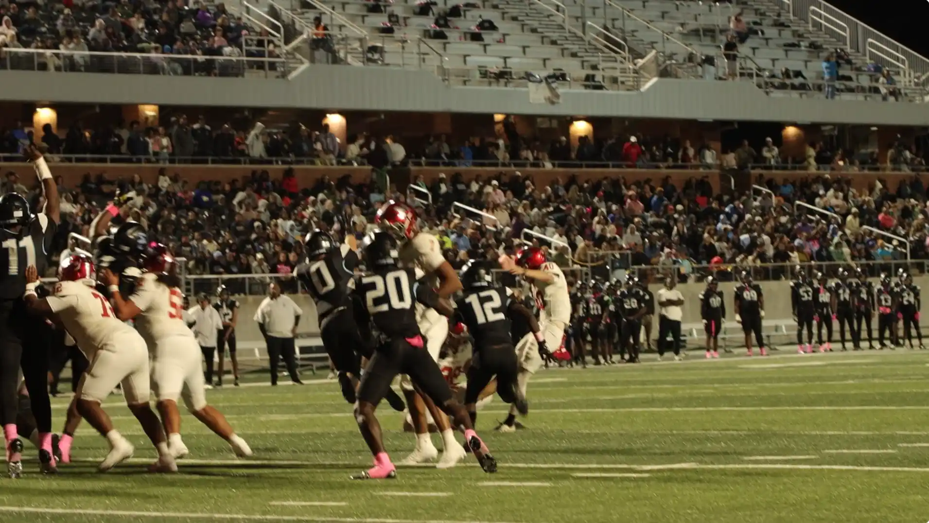 Shadow Creek number 0 contesting Manvel’s extra-point attempt.